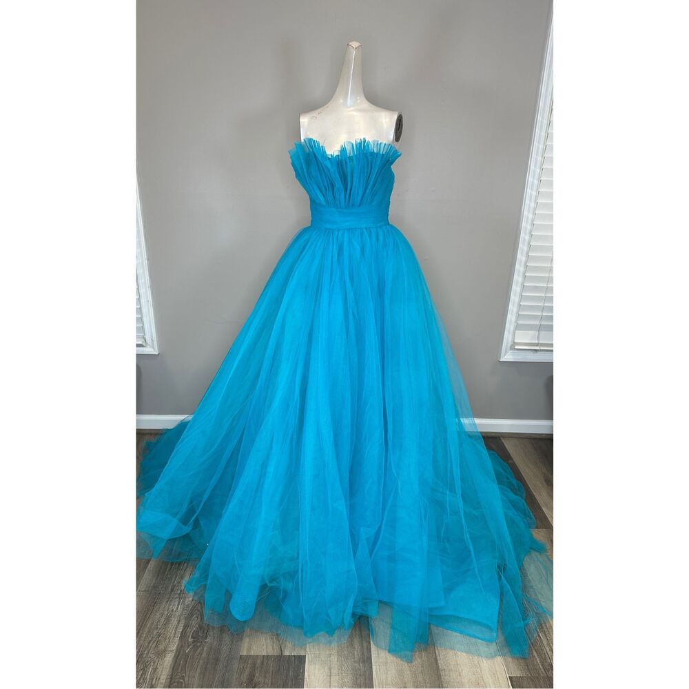 MONIQUE LHUILLIER Tulle Gown In Teal Size 10 $5995 - Picture 8 of 13
